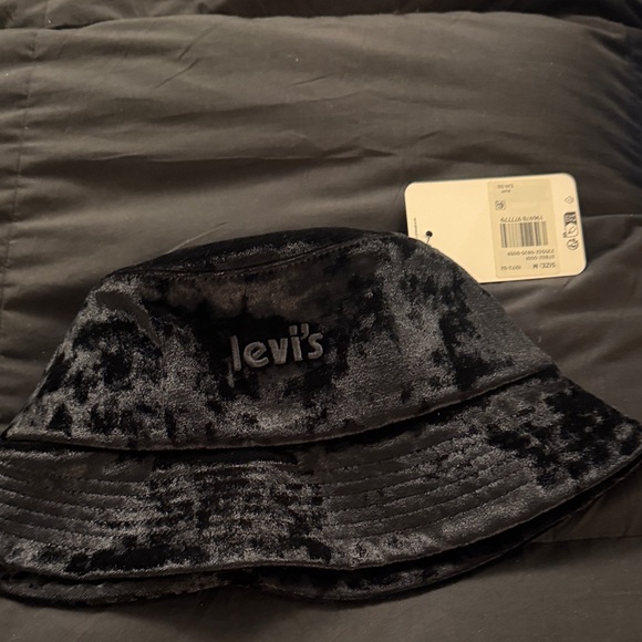 Levi's Accessories - Levi's Black Bucket Hat